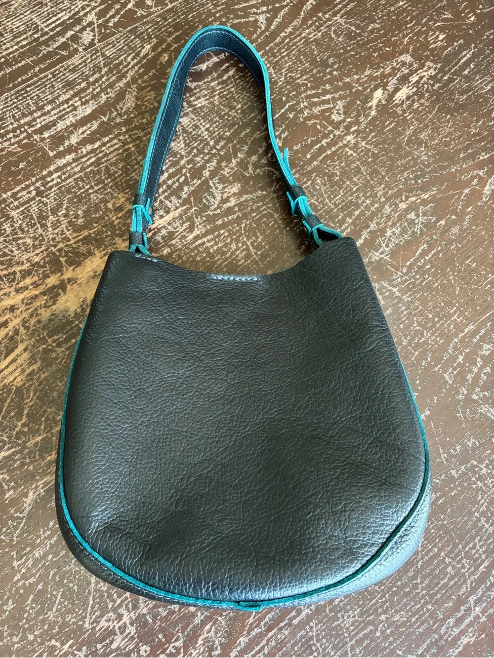 Portland Leather Goods Medium Olivia Shoulder Bag - Boreal - Picture 4 of 8